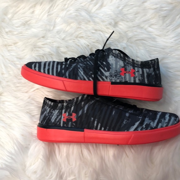 Under Armour Other - Boys under armour shoes